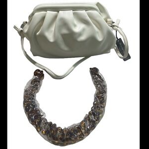 NWT GLITZY Brand Mid Sized Creamy White Handbag With Interchangeable Straps